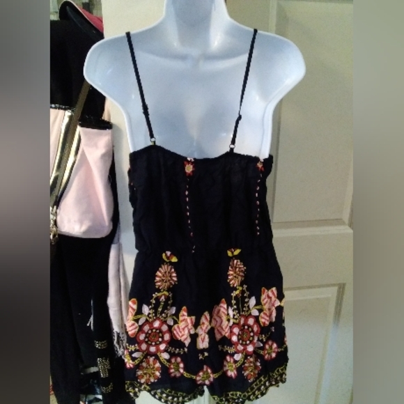 Romper - Picture 4 of 4